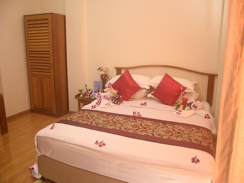 Diamond Crown Hotel Dawei Exteriör bild