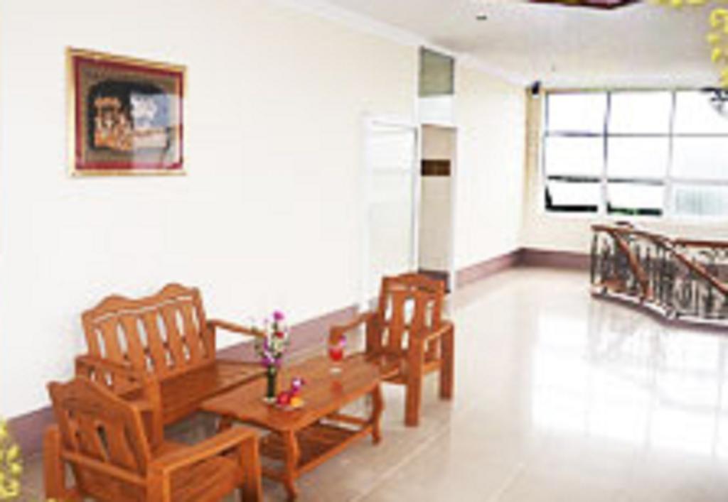 Diamond Crown Hotel Dawei Exteriör bild