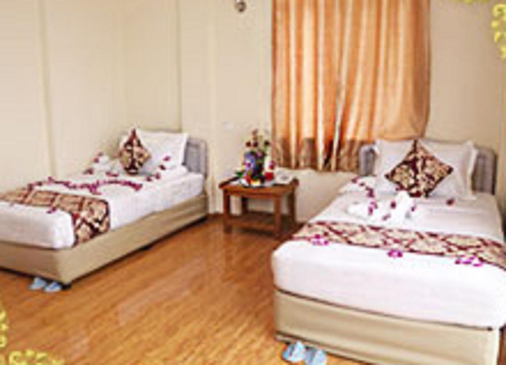 Diamond Crown Hotel Dawei Exteriör bild