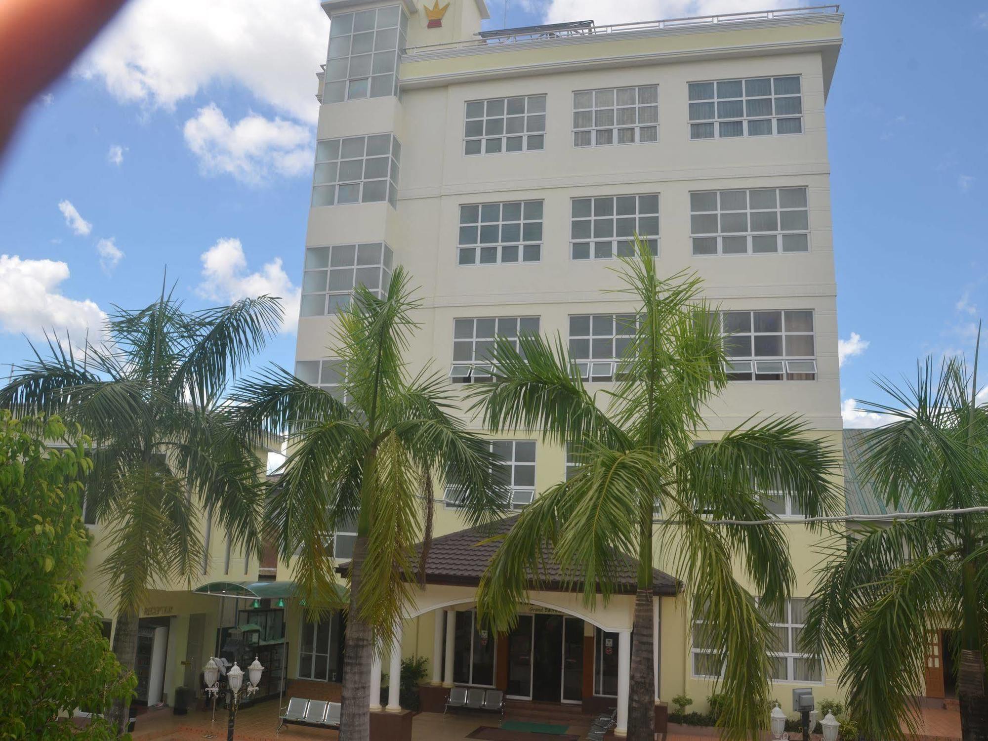 Diamond Crown Hotel Dawei Exteriör bild